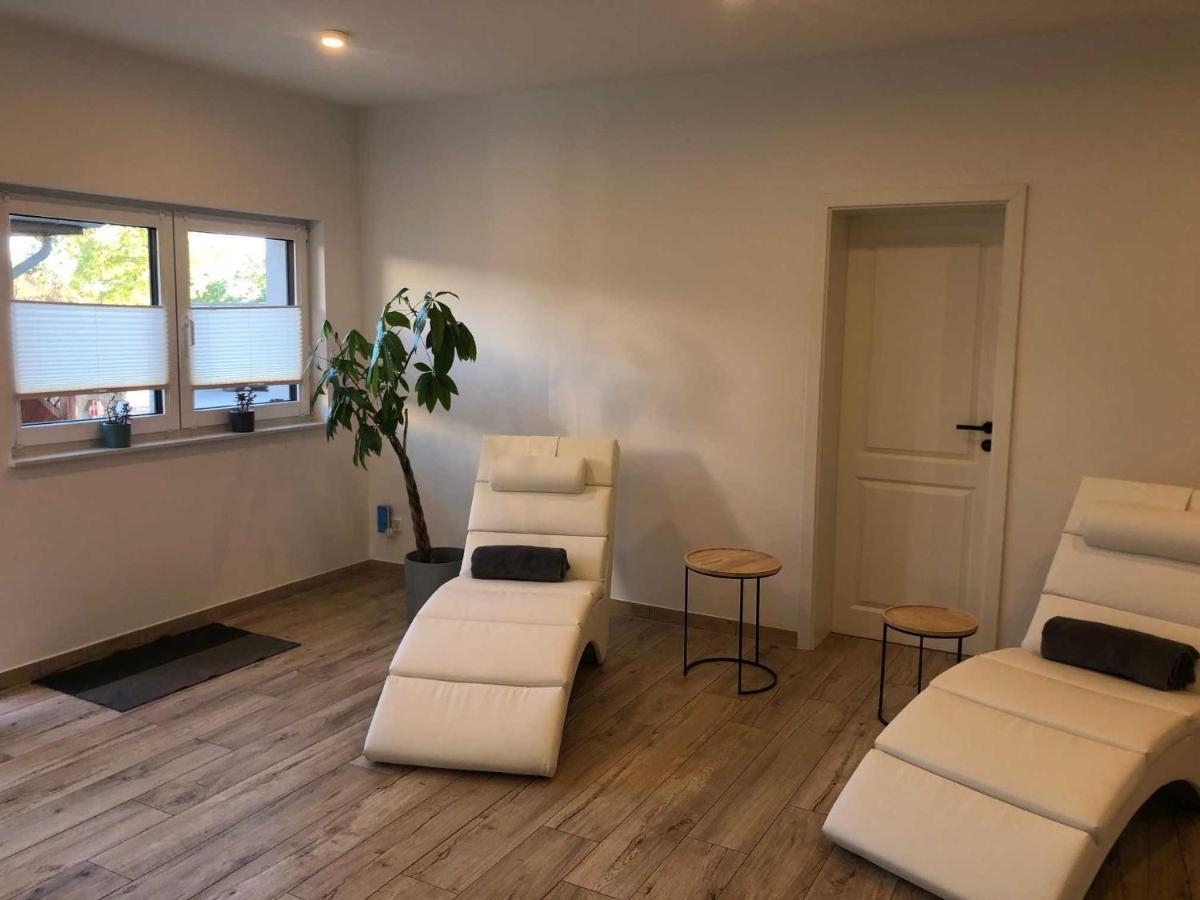 Ferienwohnung Am Waldesrand 제바트헤링스도르프 외부 사진